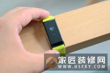 小米手环3外形/功能全曝光：OLED屏支持触摸
